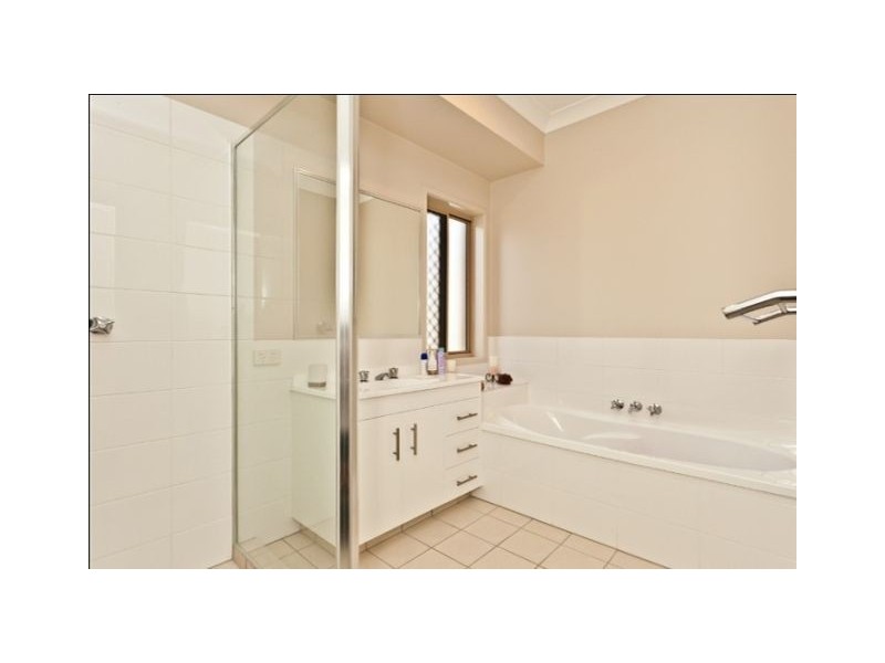 18 Player Street, North Lakes QLD 4509