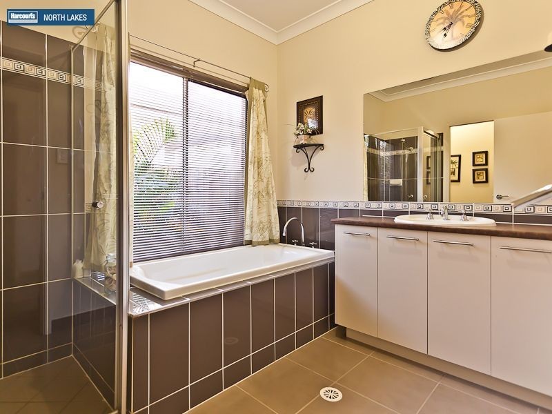 18 Ningaui Crescent, North Lakes QLD 4509