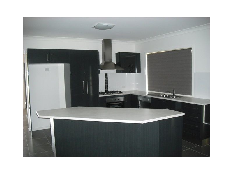 7 Sunstone Circuit, Mango Hill QLD 4509