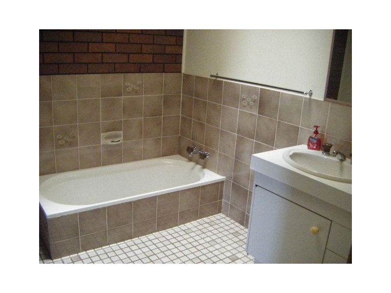 8/1 McBain Street, Kallangur QLD 4503