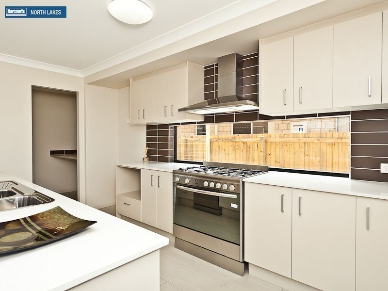 108 Mackintosh Drive, North Lakes QLD 4509