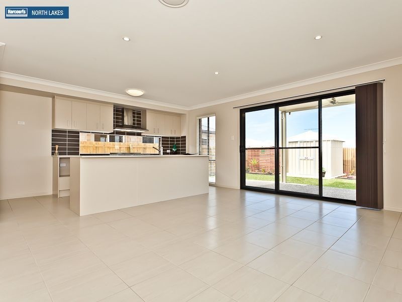 108 Mackintosh Drive, North Lakes QLD 4509