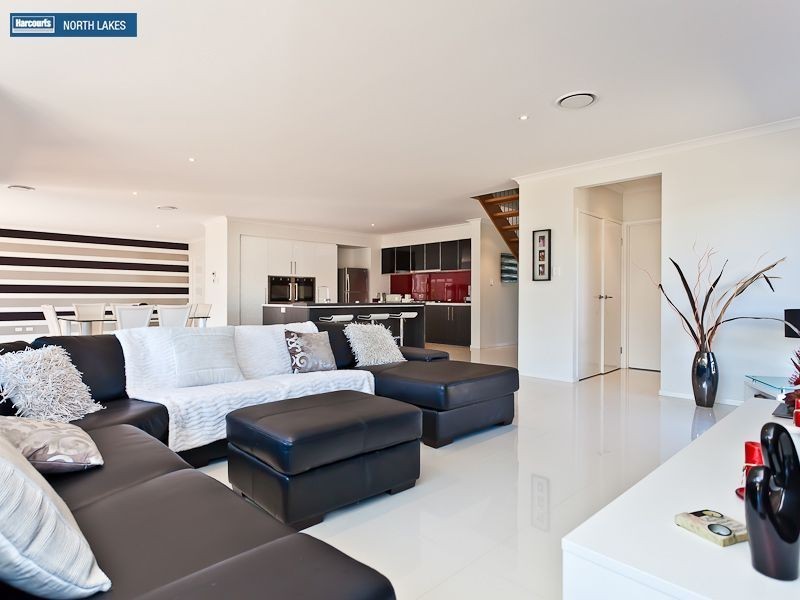 36 Nicklaus Parade, North Lakes QLD 4509