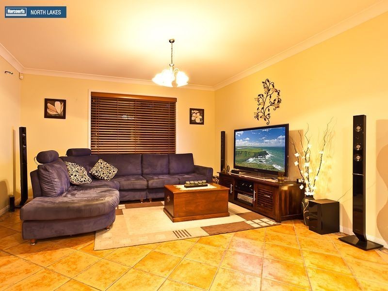 1 Wattlebird Street, Mango Hill QLD 4509