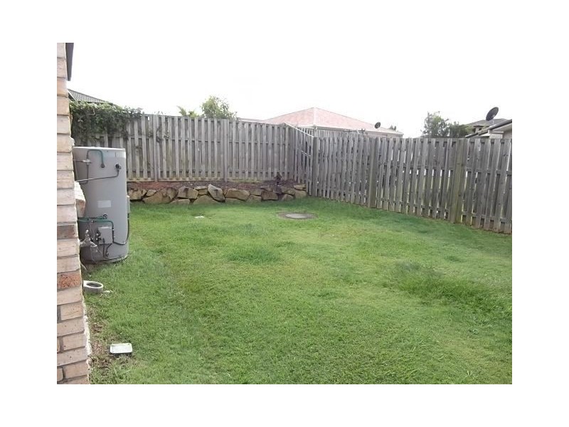 9 Copper Crescent, Griffin QLD 4503