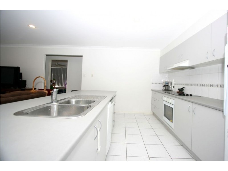 23 Lennon Boulevard, Narangba QLD 4504