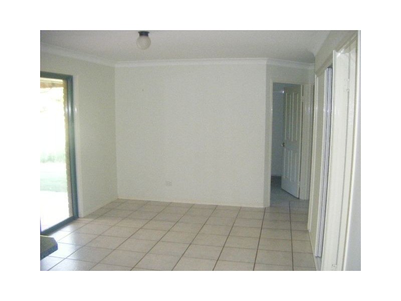 104 Sheaves Road, Kallangur QLD 4503