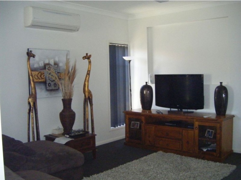 3/5 Kangaroo Street, North Lakes QLD 4509