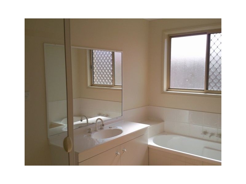 10 Fazey Close, Caboolture QLD 4510