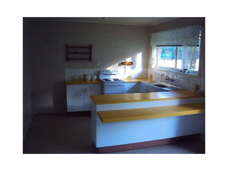 79 Beeville Road, Petrie QLD 4502