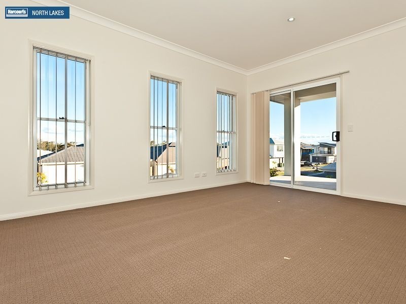 37 Riviera Crescent, North Lakes QLD 4509