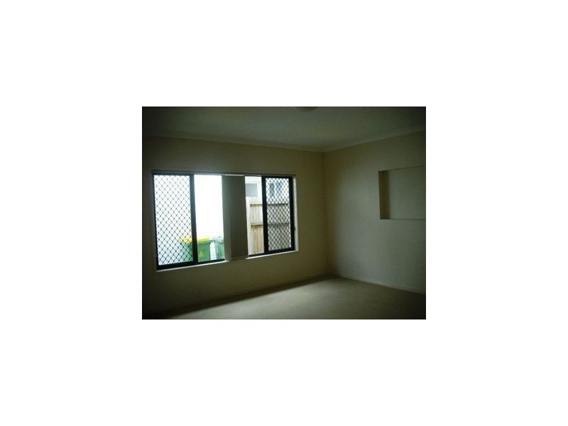 33 Wallaroo Circuit, North Lakes QLD 4509