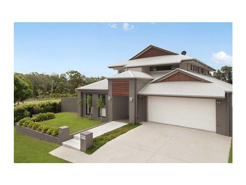 18 Planigale Crescent, North Lakes QLD 4509