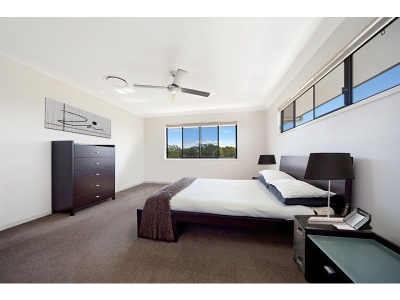 18 Planigale Crescent, North Lakes QLD 4509