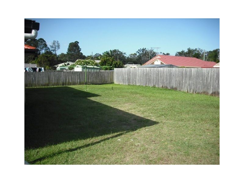 27 Lipscombe road, Deception Bay QLD 4508