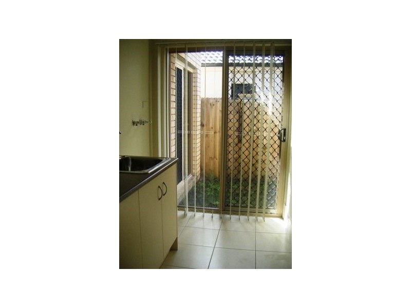 6 Echidna Parade, North Lakes QLD 4509