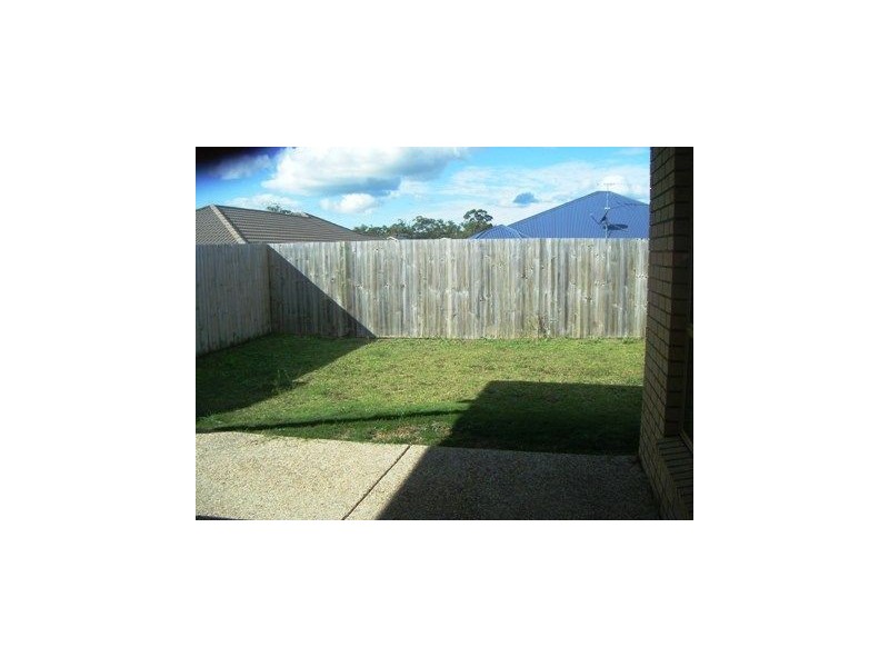 6 Echidna Parade, North Lakes QLD 4509
