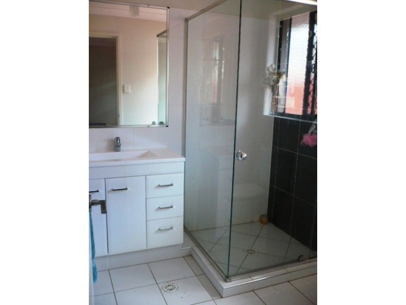 26 Kingdom Cct, North Lakes QLD 4509