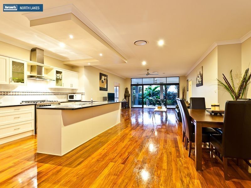 16 Hoya Close, North Lakes QLD 4509