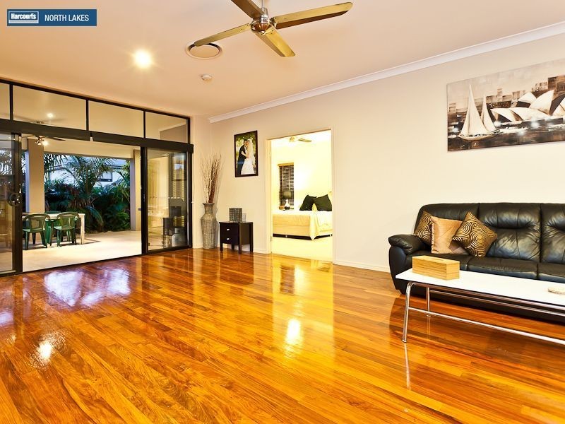 16 Hoya Close, North Lakes QLD 4509