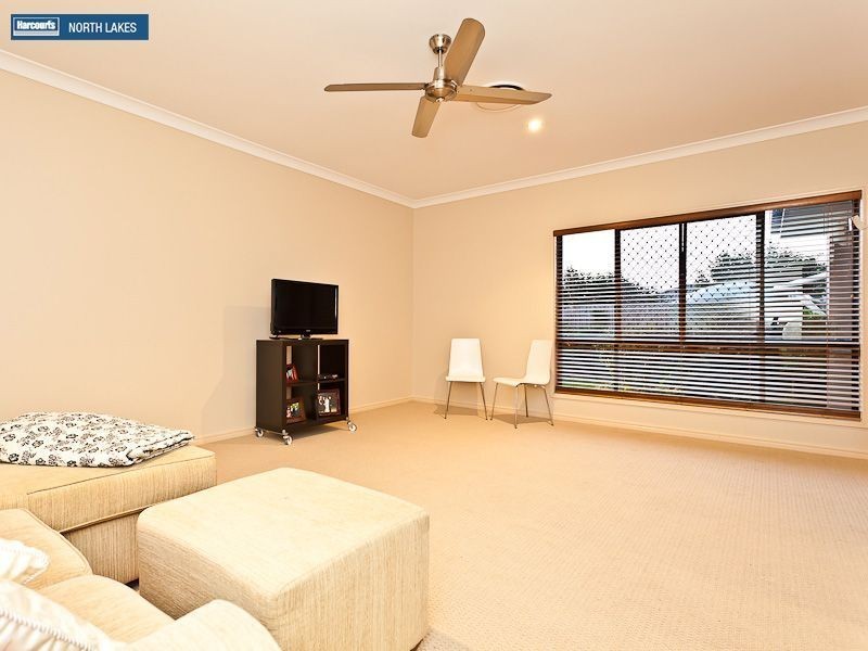 16 Hoya Close, North Lakes QLD 4509