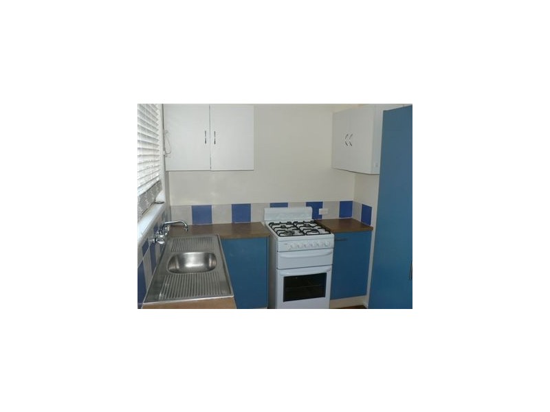 41 Sportsground, Redcliffe QLD 4020