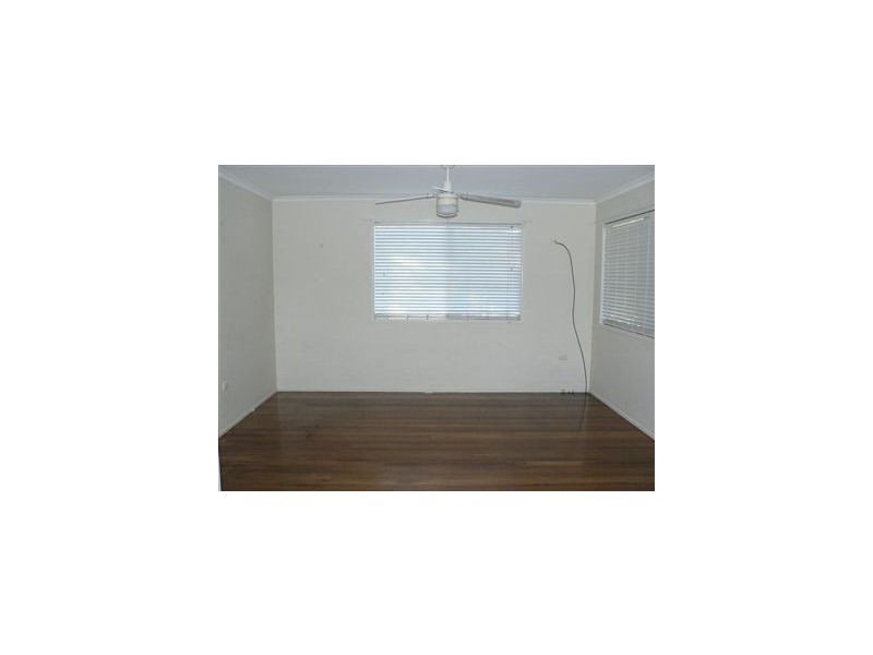 41 Sportsground, Redcliffe QLD 4020