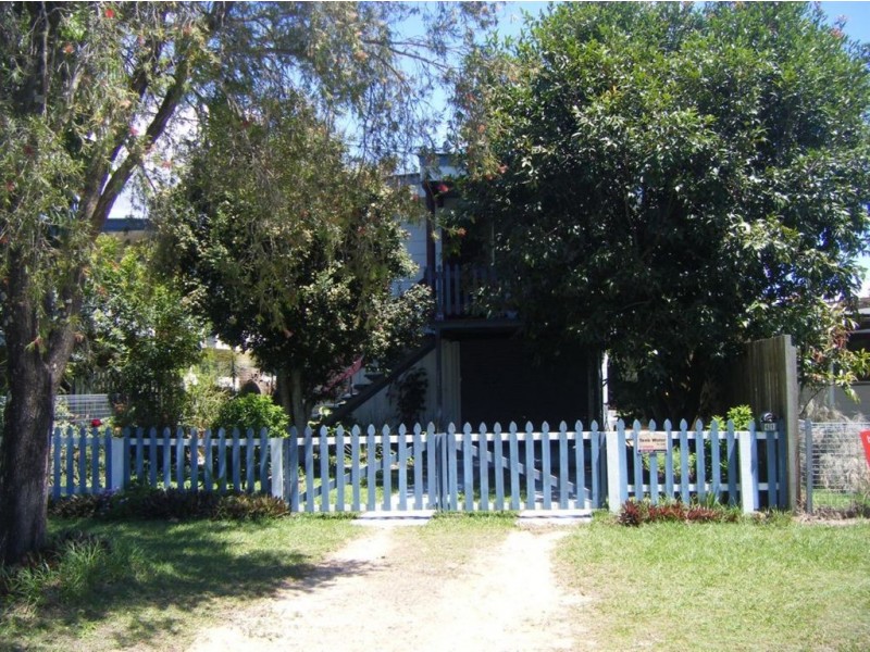 41 Sportsground, Redcliffe QLD 4020