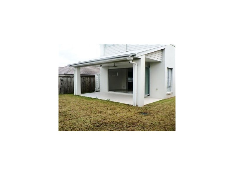 17 Eaton Close, North Lakes QLD 4509
