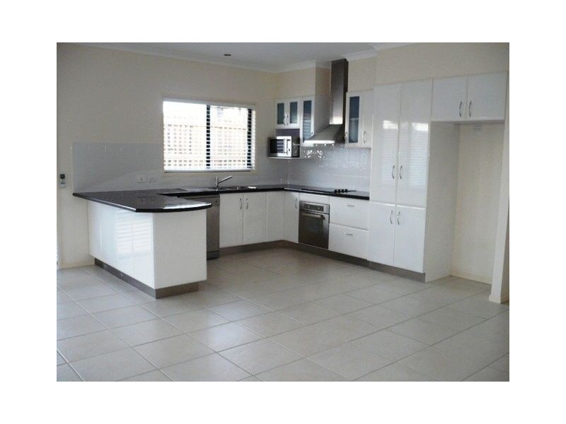 31 Planigale Crescent, North Lakes QLD 4509