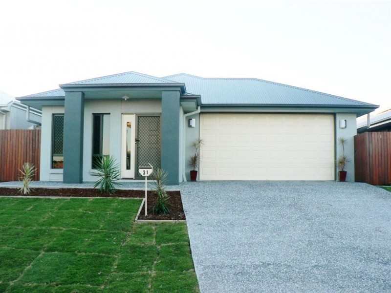 31 Riviera Crescent, North Lakes QLD 4509