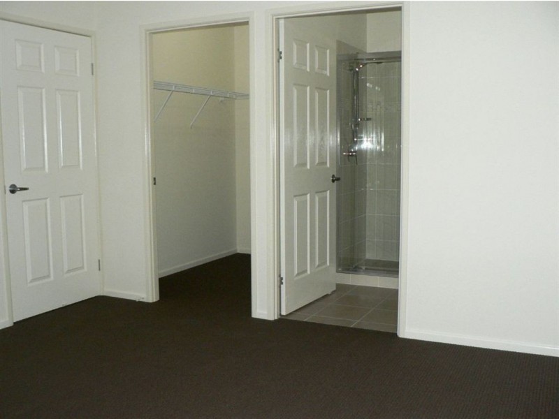 31 Riviera Crescent, North Lakes QLD 4509