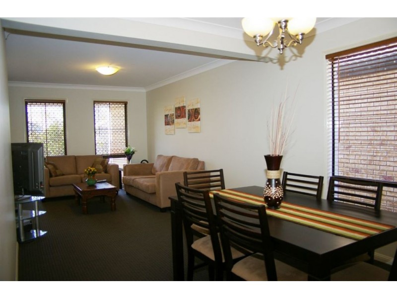 4 Walowa Street, North Lakes QLD 4509