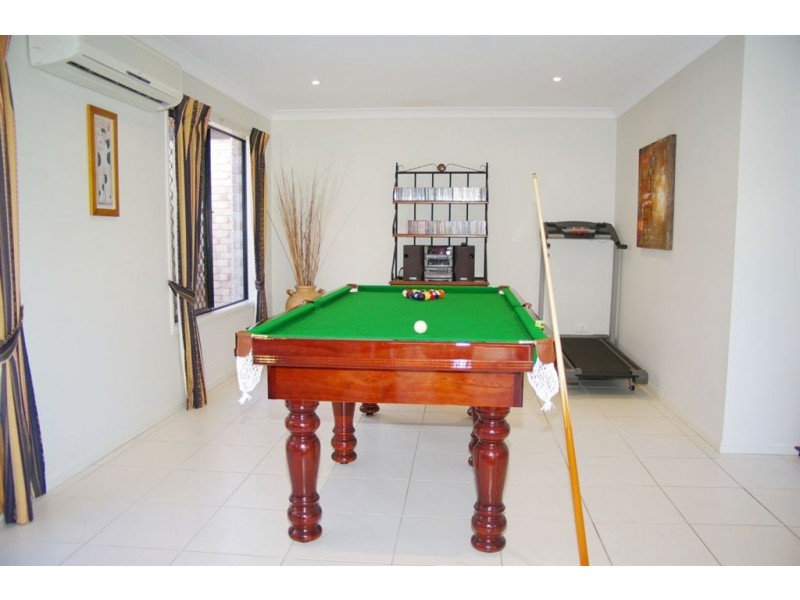 4 Walowa Street, North Lakes QLD 4509