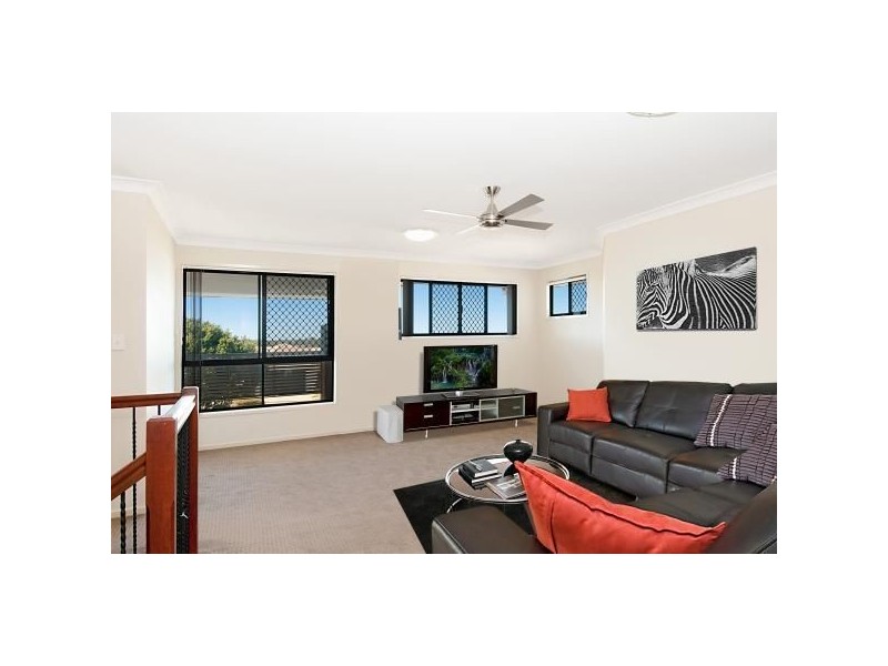 10 Trevino Parade, North Lakes QLD 4509