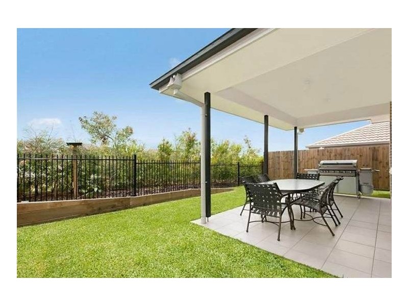 8 Tamar Cct, North Lakes QLD 4509