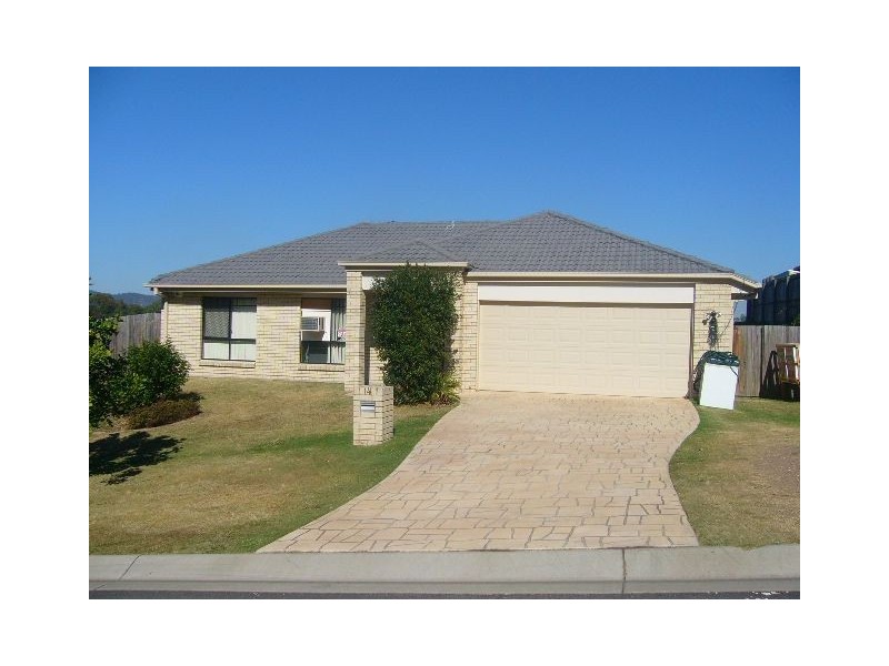 4 Quandong Crescent, Arana Hills QLD 4054