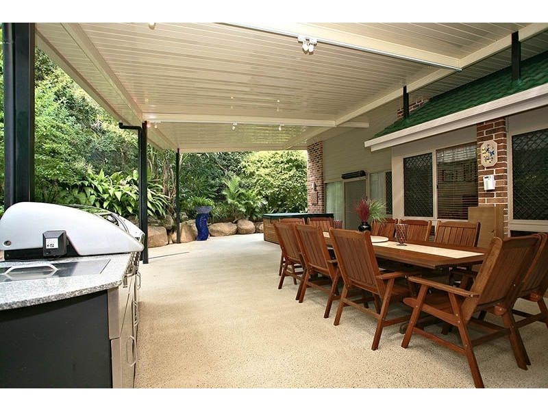 36 Eucumbene Drive, Petrie QLD 4502