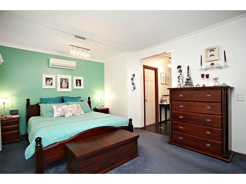 36 Eucumbene Drive, Petrie QLD 4502