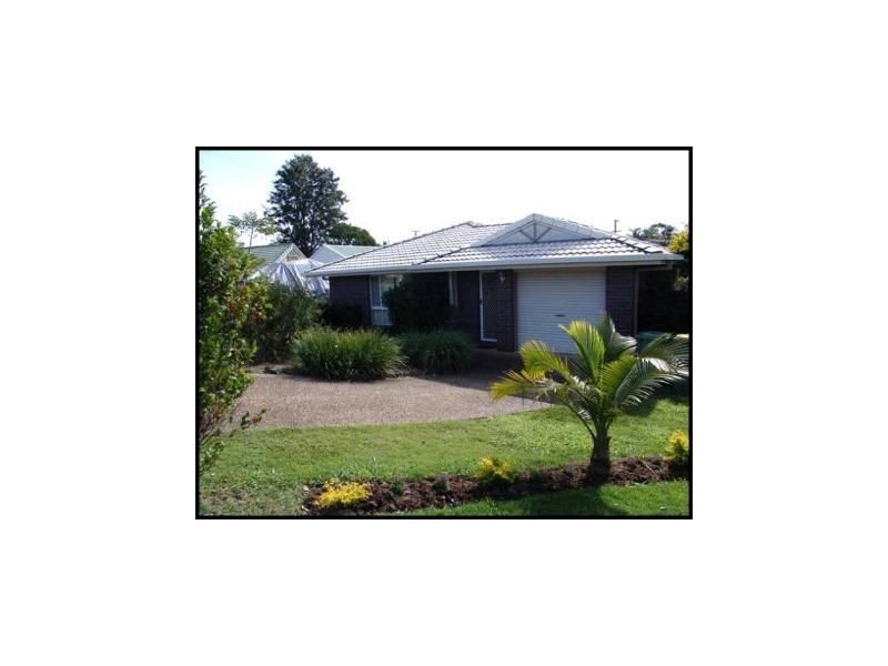 27 Meryll Court, Kallangur QLD 4503