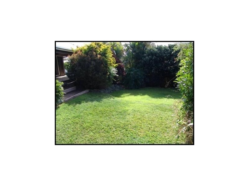 27 Meryll Court, Kallangur QLD 4503