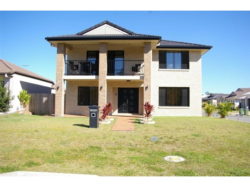 12 Wallaroo Circuit, North Lakes QLD 4509