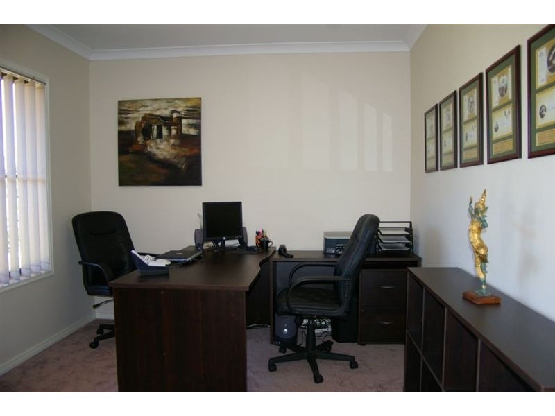 12 Wallaroo Circuit, North Lakes QLD 4509