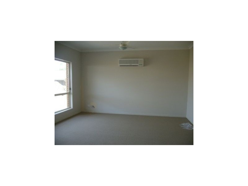 11 Elkhorn Street, North Lakes QLD 4509