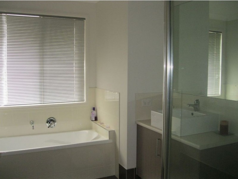23 Wallaroo Circuit, North Lakes QLD 4509