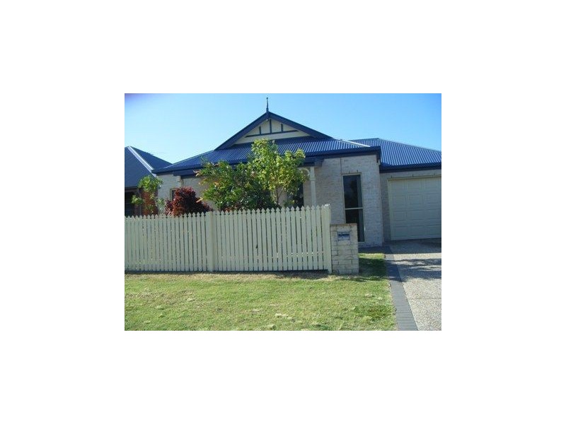 5 Pandorea, North Lakes QLD 4509