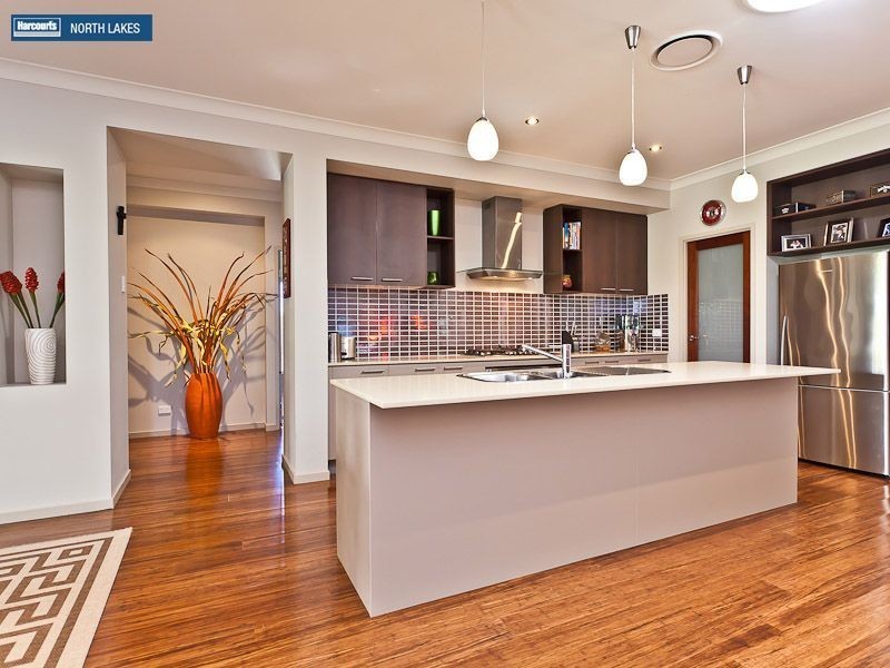 2 Warabi Crescent, North Lakes QLD 4509