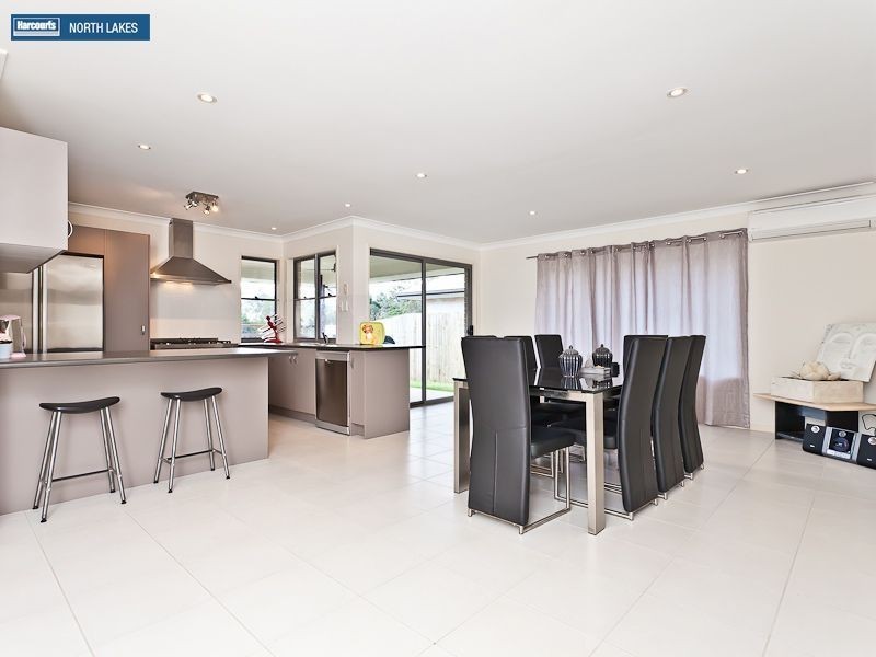 5 Castlewellan Circuit, Warner QLD 4500