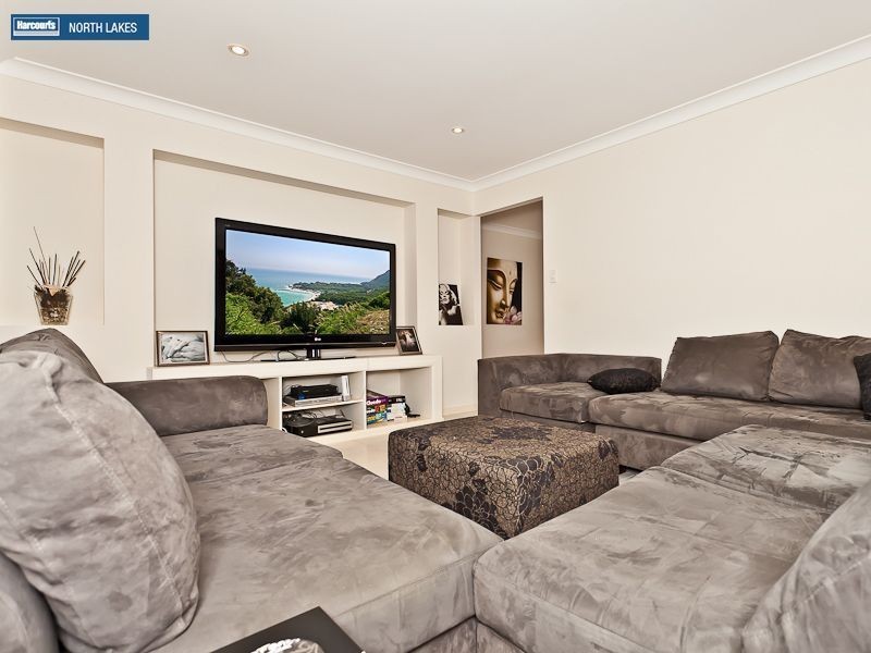 5 Castlewellan Circuit, Warner QLD 4500