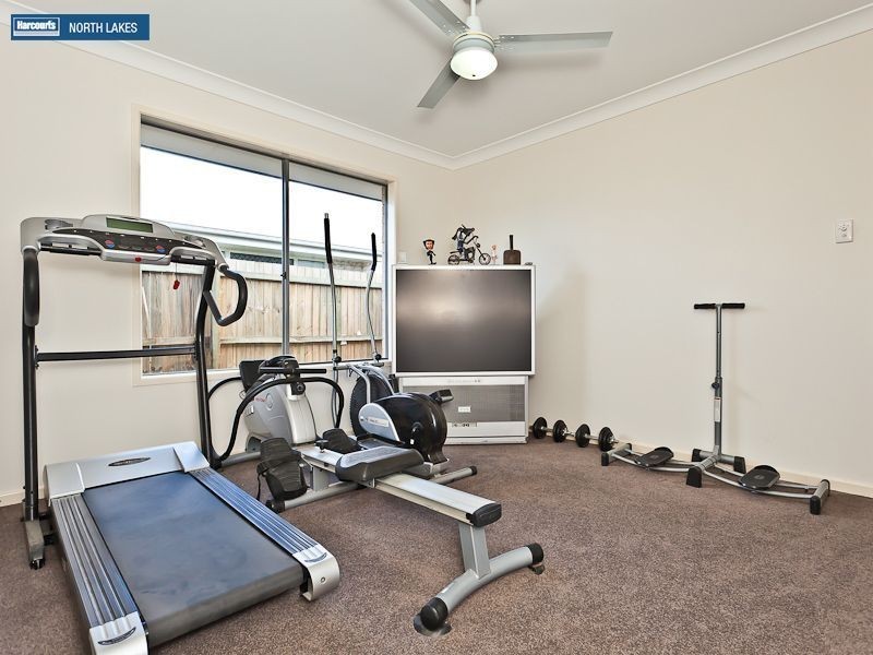 5 Castlewellan Circuit, Warner QLD 4500